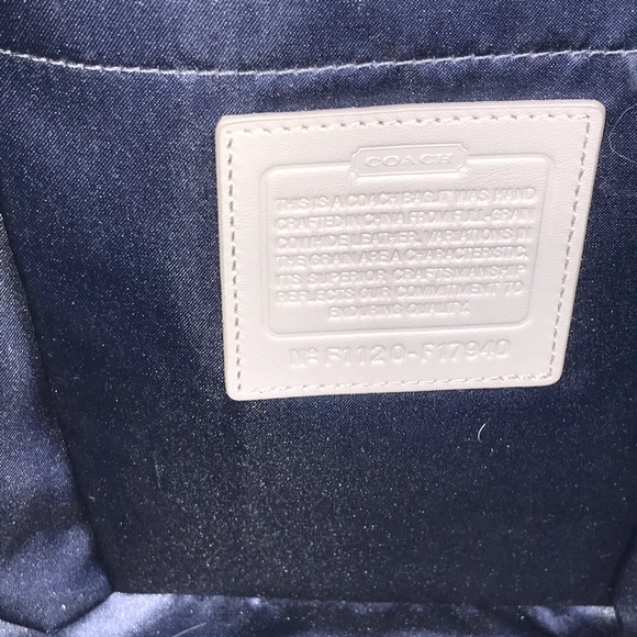 Authentic Coach Tote - Picture 4 of 5